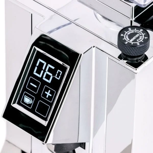 Eureka Specialita Chrome Detail 01