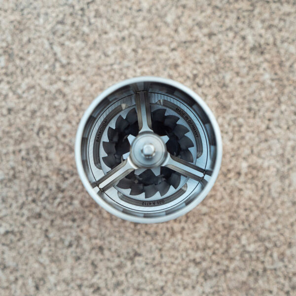 C60 Nautulus Blue Action B02 16