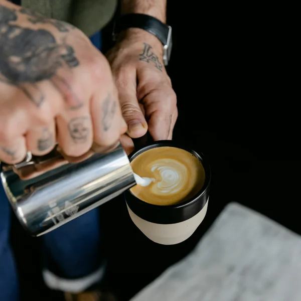 Picoblacksmalllattepour2 1080 1160x Crop Center