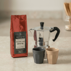 מקינטה קפה וכוסות