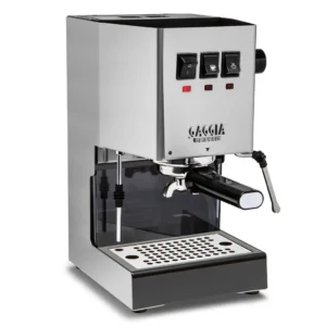 מכונת אספרסו Gaggia Classic Pro E24 נירוסטה בחזית.