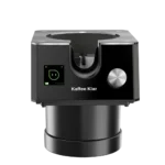 Kaffee Klar T1 מנקה פורטפילטר אוטומטי שחור – מבט קדמי עם פורטפילטר מוכנס