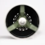 מערכת הכיוון הירוקה וסכיני הטחינה של Comandante C40 Lab Series Tigershark במבט מלמעלה