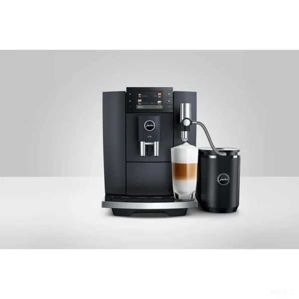 מכונת קפה Jura E8 Cosmic Black (ED) עם מיכל חלב, מכינה לאטה מקיאטו בכוס גבוהה