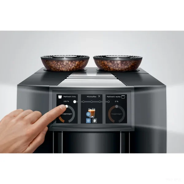 Jura GIGA 10 - הפעלת מסך המגע Panorama Coffee Panel בגודל 6.7 אינץ'