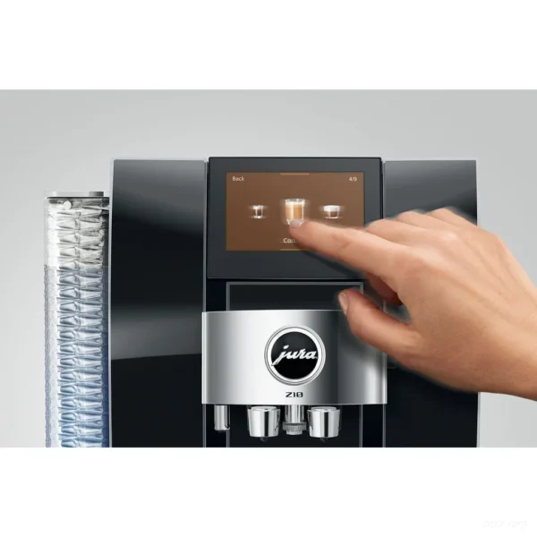 מכונת קפה Jura Z10 Diamond Black - בחירת משקה על מסך המגע הצבעוני