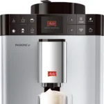 לוח הבקרה של מכונת קפה אוטומטית מליטה Melitta Caffeo Passione OT עם מסך TFT צבעוני ולחצני בחירה ישירה