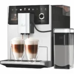 מכונת קפה אוטומטית מליטה Melitta Latte Select בזווית שלושה רבעים, עם מיכל הפולים הכפול ומיכל החלב